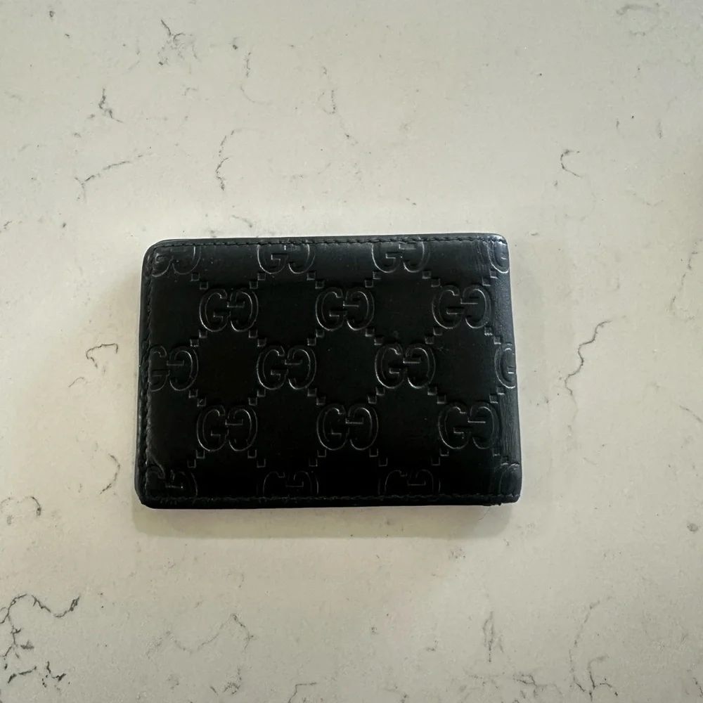 Gucci Black Embossed Card Holder Bi Fold